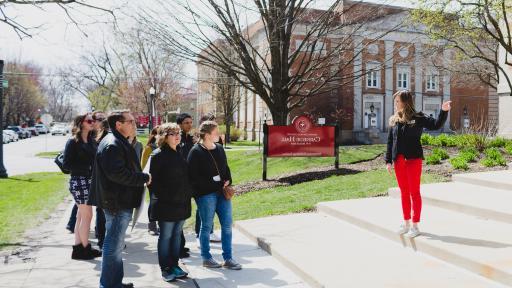 campus group tour